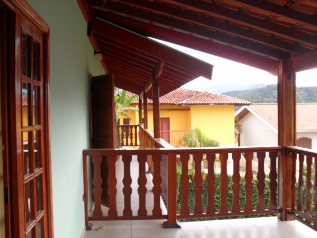 0 para Casas - Venda em Campos do Jordão